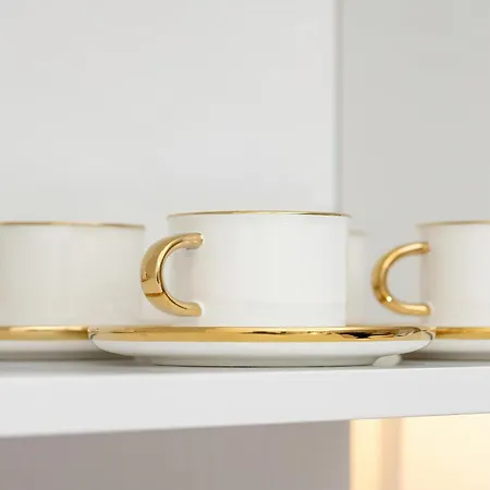 Elegant One Bedroom With Underground Parking By Renters Apartament