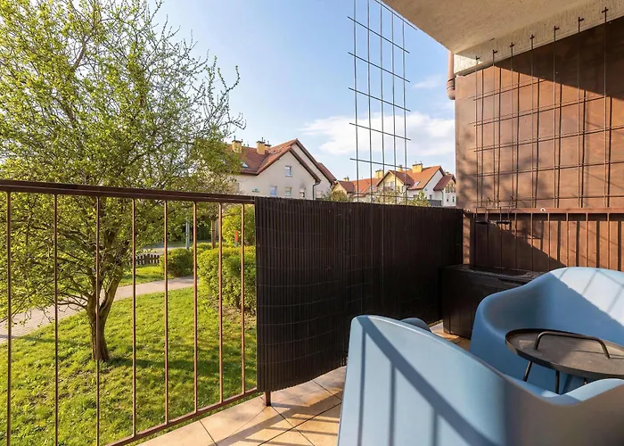 Apartament Elegant One Bedroom With Underground Parking By Renters